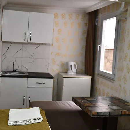 Ada Aparthotel 2*
