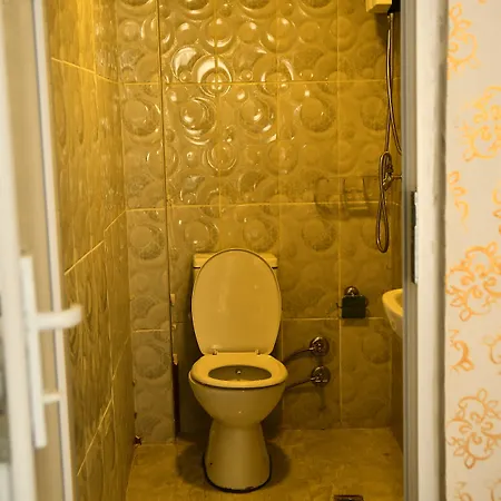 Aparthotel Ada 2*