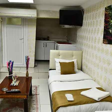 Ada Aparthotel 2*