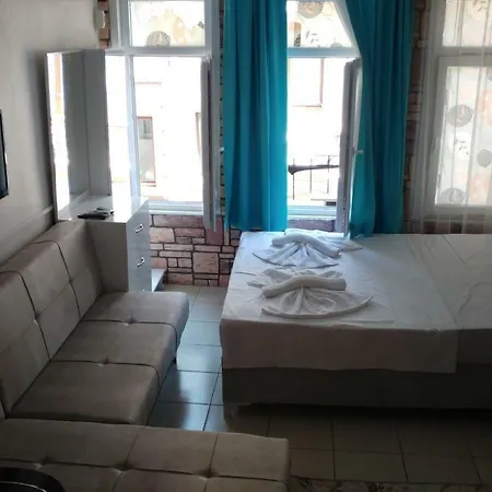 Aparthotel Ada 2*